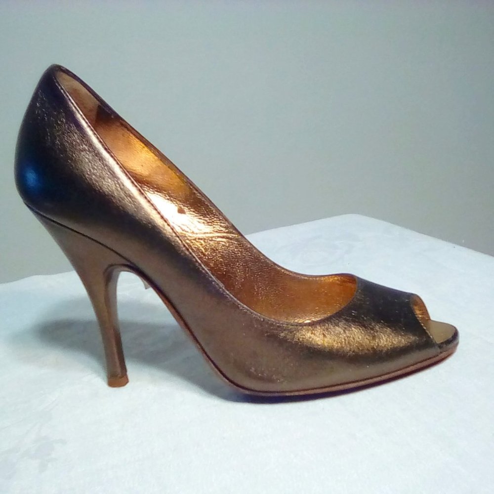 Dolce & Gabbana peep toe heels